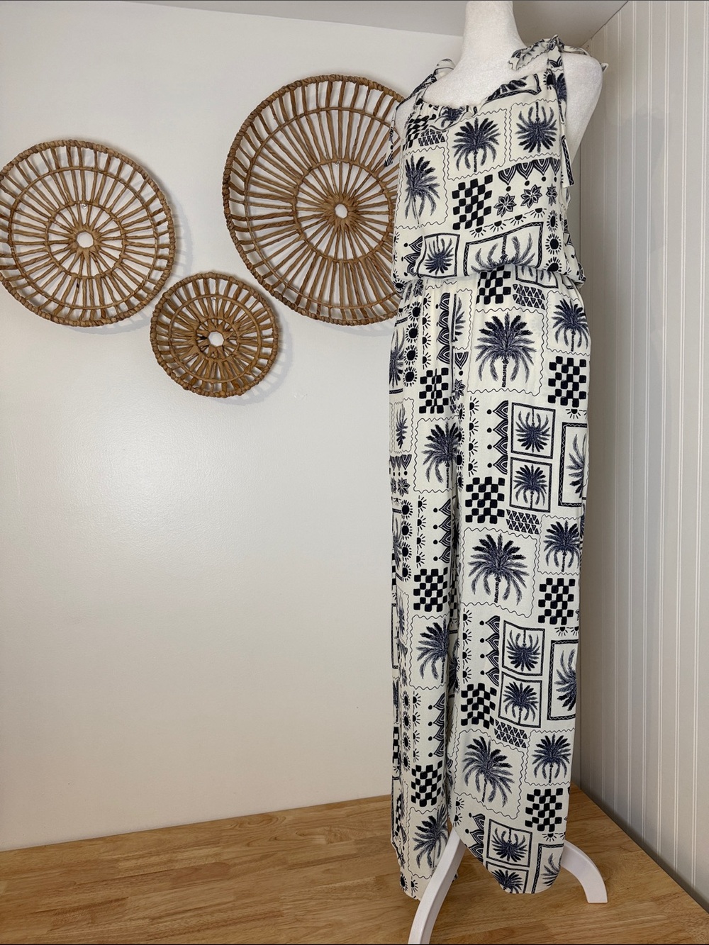 Women’s White & Navy Printed Jumpsuit